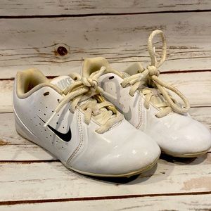 Nike cheer shoe